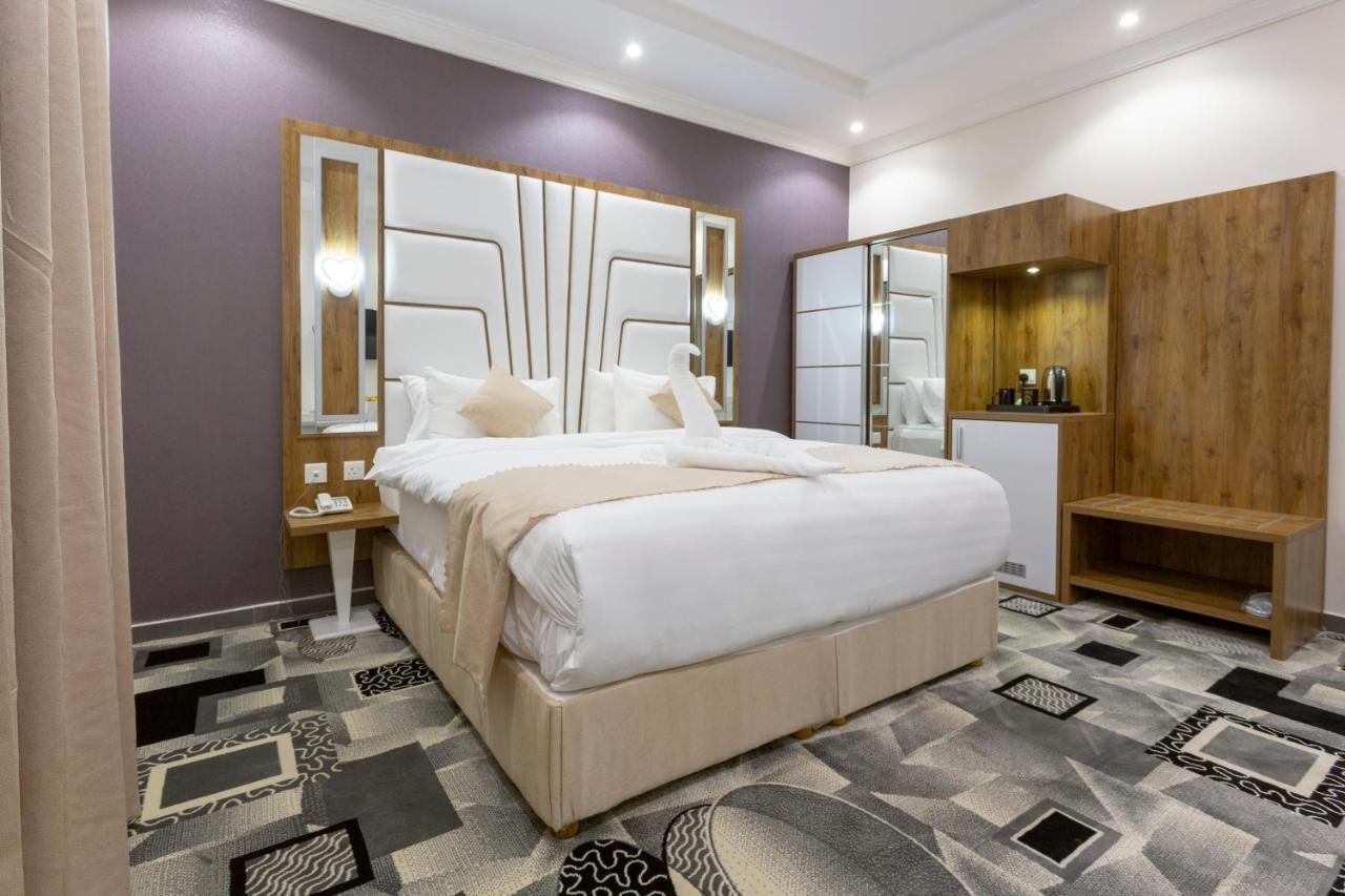 Dior Inn Apartment Hotel Джидда Екстер'єр фото