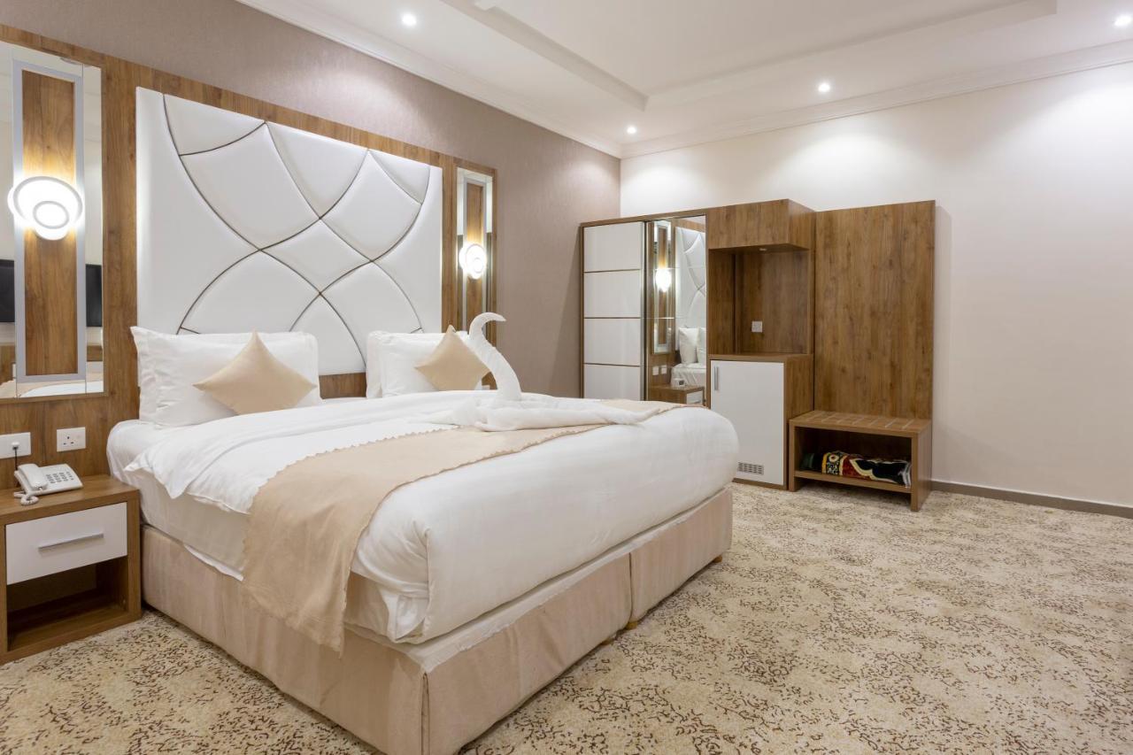 Dior Inn Apartment Hotel Джидда Екстер'єр фото